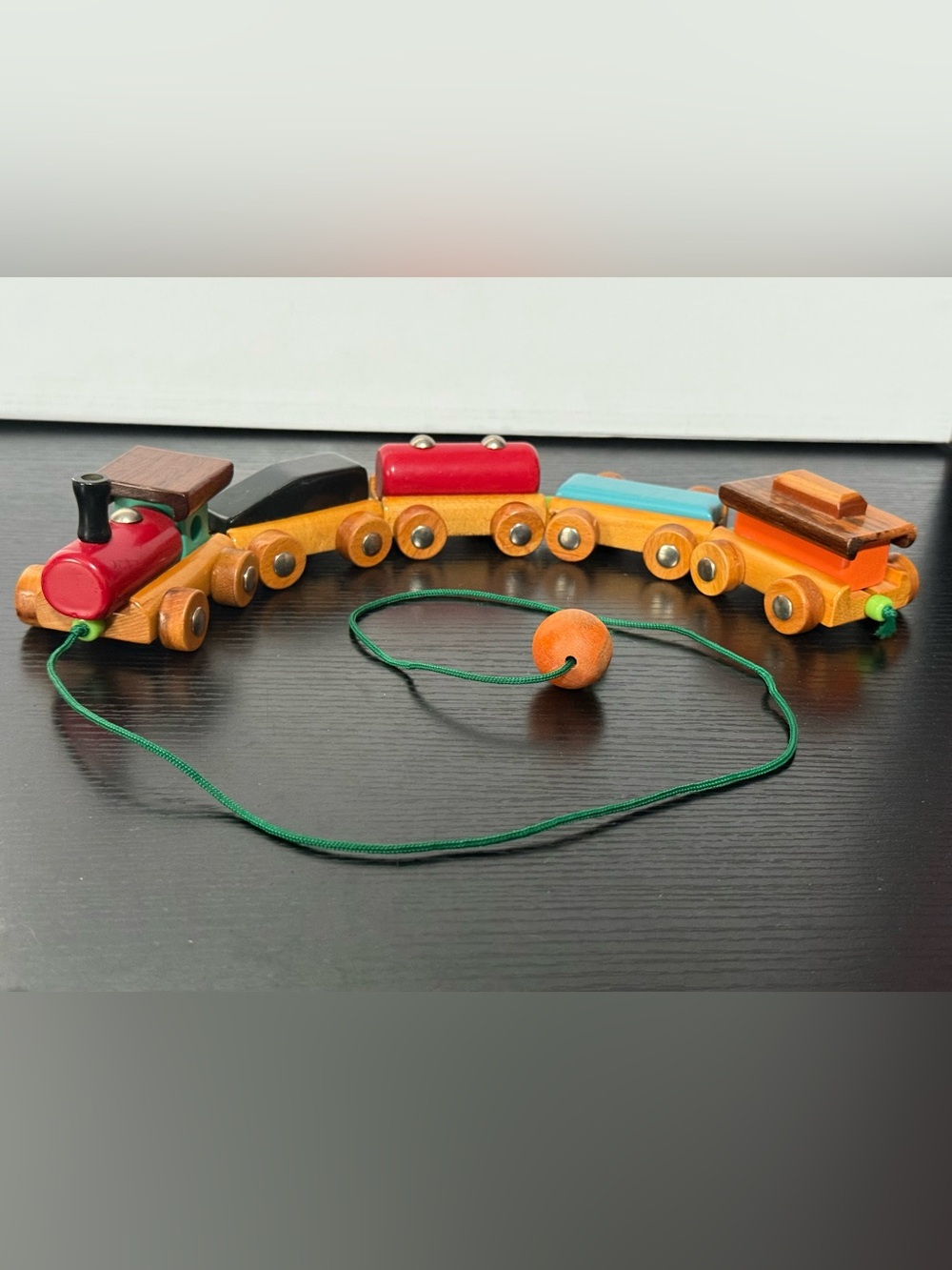 Vintage Wooden Pull Train Set (1) Engine (2) Cars & (1) Caboose